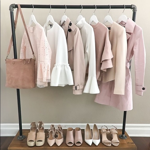 Meet your Posher, Fabulous B - Picture 1 of 1